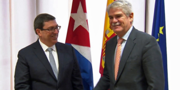 El canciller cubano sondeará hoy si el Rey o Rajoy pueden viajar a la isla