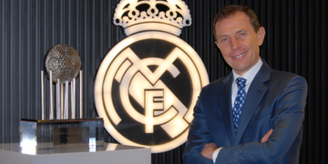 “Diplomacia y fútbol tienen un mismo objetivo: construir puentes y unir a la gente»