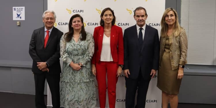 Iberoamérica podría recuperarse con fuerza tras la pandemia, según CEAPI