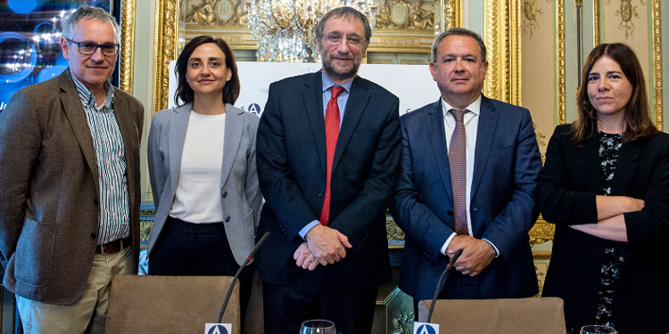 Los asistentes a la presentación./ Foto: CAF