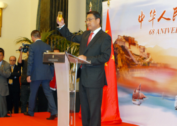 España es un socio «estratégico» para China, asegura el embajador Lyu Fan