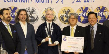 El embajador de Japón entrega los premios internacionales CINVE