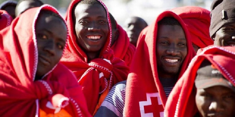 El Gobierno concede 192,5 millones a Cruz Roja, CEAR y ACCEM para la atención de inmigrantes