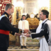 El embajador de Libia, Walid Bashir Abuabdallah, ante Felipe VI.