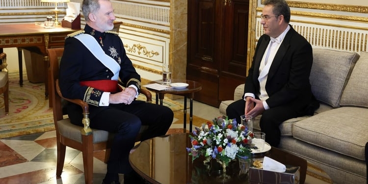 Albares, ausente en la entrega de Cartas Credenciales del embajador de Argelia