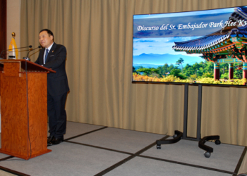 El embajador de Corea del Sur propone a España colaborar en terceros países