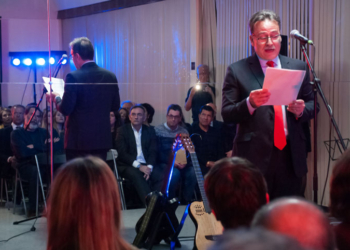 El embajador Gustavo Machín, durante su discurso./ Fotos: AR