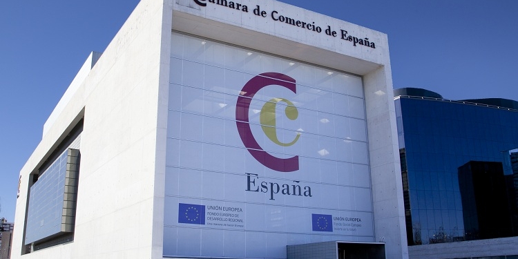 El Gobierno regula el reconocimiento oficial de las Cámaras de Comercio en el extranjero