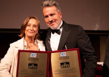 Plácido Domingo y la periodista Carmen de Carlos, Personalidades Iberoamericanas del año