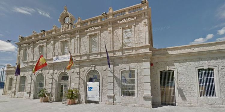 Casa Mediterráneo organiza una jornada contra la Violencia hacia la Mujer