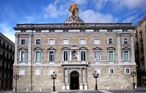 El Ejecutivo recurre la reapertura de seis ‘embajadas’ catalanas