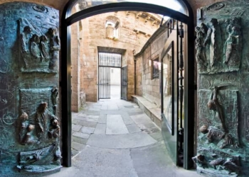 Camino de Santiago: la piedra vive