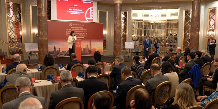 Shanghai organiza en Madrid una cumbre bilateral para potenciar el turismo