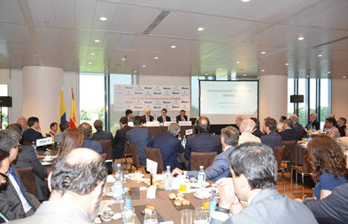Colombia busca inversiones españolas para su programa de autopistas