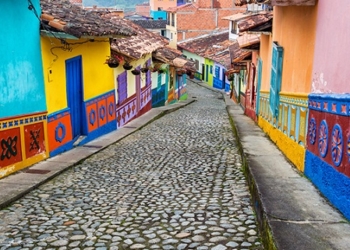 Las empresas españolas sondean en Bogotá las oportunidades del posconflicto