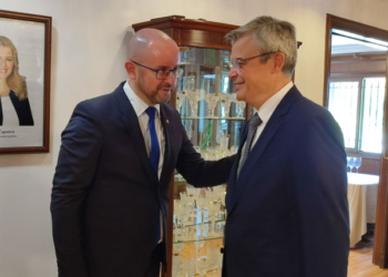 El embajador eslovaco destaca la colaboración con España en el aporte de munición a Ucrania