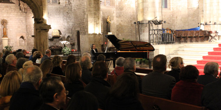 Hungría, Polonia, Eslovaquia y Chequia celebran la Navidad en Barcelona