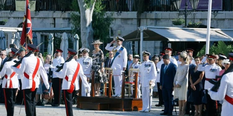 La visita de los Condes de Wessex, marcada por el componente militar de Gibraltar