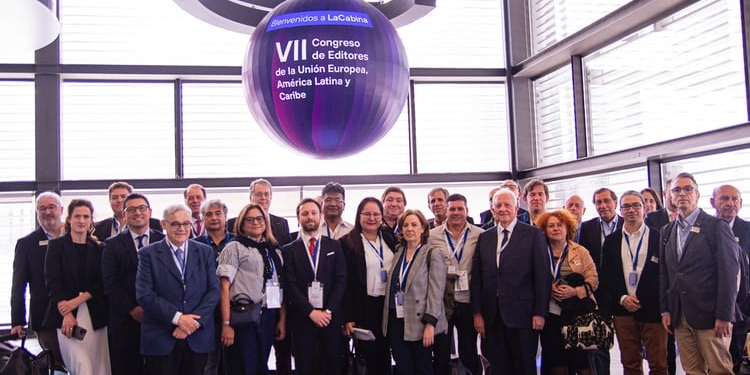 Editores de Europa y América Latina condenan las presiones políticas contra la libertad de información