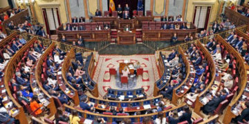 Las conclusiones señalan que ni los representantes políticos ni los medios de comunicación "parecen estar a la altura".