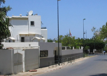 Una expulsión de españoles que apoyan a saharauis enturbia la relación con Rabat