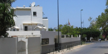 Una expulsión de españoles que apoyan a saharauis enturbia la relación con Rabat