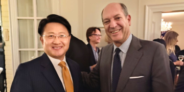 Reino Unido y Alemania son los dos países que aportan un mayor número de turistas a España.