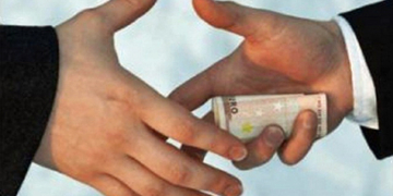 España empeora su posición en el ranking de países con más corrupción