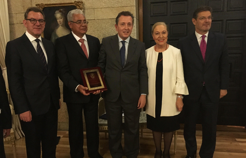 Cremades recibe el premio ‘Jurista del Año’ en la Embajada alemana