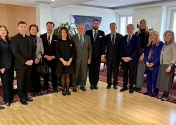 La embajadora de Croacia recibe la Medalla del Cuerpo de la Nobleza de Asturias