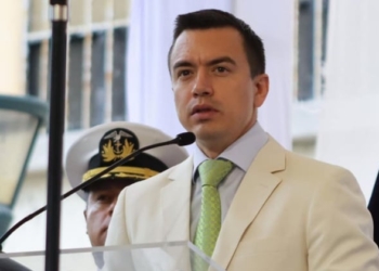 Noboa suspende el viaje que iba a hacer a España para participar en Fitur