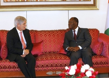 Dastis anuncia en Costa de Marfil que Rajoy acudirá a la cumbre UE-África