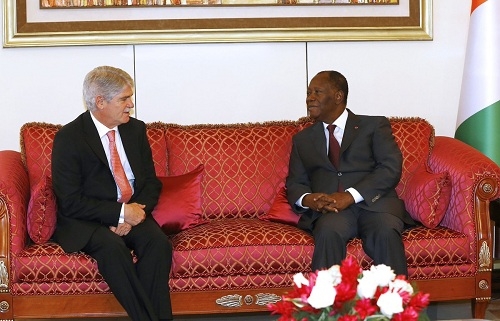 Dastis anuncia en Costa de Marfil que Rajoy acudirá a la cumbre UE-África