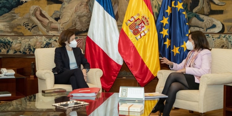 Enviado a las Cortes el tratado de cooperación defensiva entre España y Francia