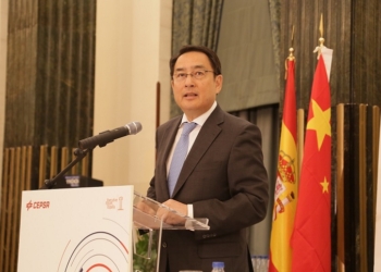 Lyu Fan: “La guerra comercial no afectará a España si no se doblega ante EEUU”