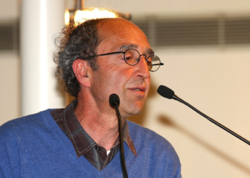 Alemania pide que se paralice la extradición de Akhanli a Turquía