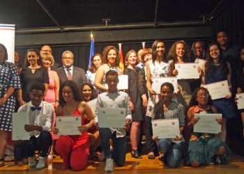 La Embajada dominicana celebra el IX Premio al Mérito Escolar en Madrid