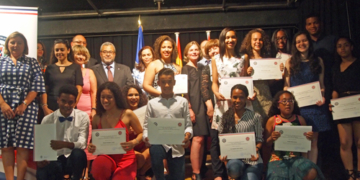 La Embajada dominicana celebra el IX Premio al Mérito Escolar en Madrid