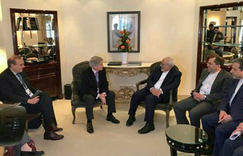 Dastis y Zarif abogan por preservar el acuerdo sobre el programa nuclear iraní