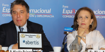 “Argentina no opera con monedas virtuales y mucho menos con el Petro”