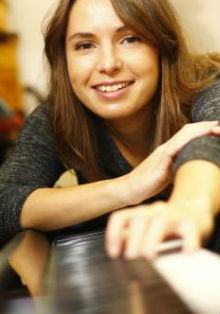 La cantante ELE ofrece un concierto en el Teatro Nuevo Apolo de Madrid