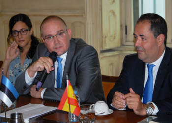 El embajador de Estonia afirma que «en la OTAN nos sentimos protegidos»