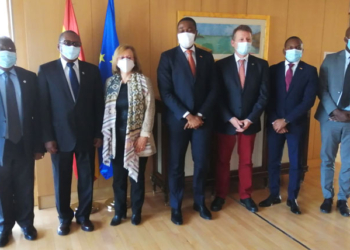 Encuentro del Embajador de Haití con la secretaria de Estado de Exteriores