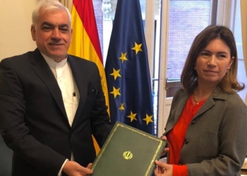 Reza Zabib presenta sus Copias de Estilo como nuevo embajador de Irán