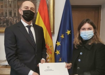 Presenta sus Copias de Estilo el nuevo embajador de Moldavia en España