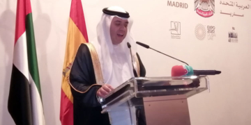 El embajador de Emiratos Árabes Unidos, Majid Hassan Al-Suwaid, se dirigió a los asistentes./ Fotos: J.D. Latorre