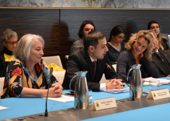 La Embajada de Azerbaiyán celebra el año Nasimi en Casa Árabe