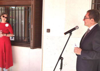 El embajador eslovaco resalta el apoyo a Ucrania y al Derecho Internacional