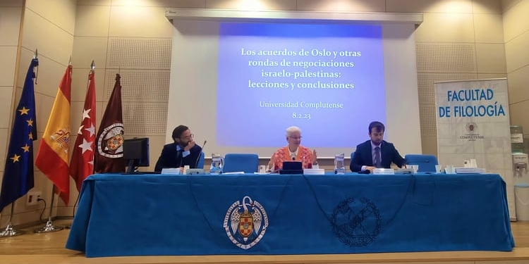 La embajadora de Israel denuncia la «provocación violenta» de un grupo de jóvenes en la Complutense