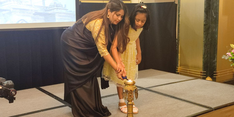 La embajadora de Nepal apuesta por profundizar las relaciones económicas con España